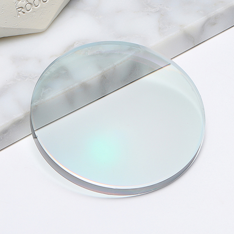 1,67 lentile fotocromatice cu bloc albastru HMC/SHMC