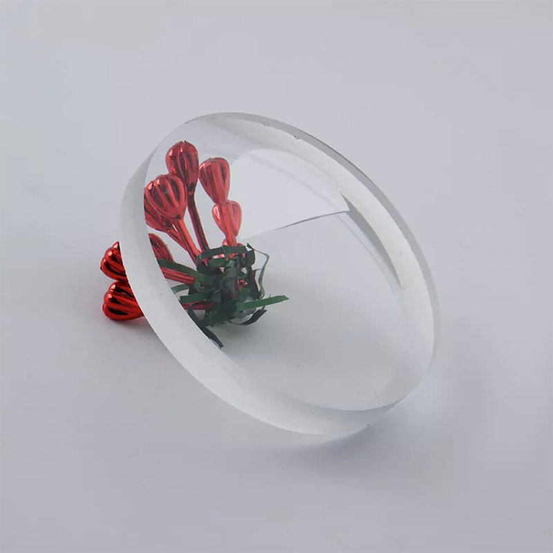 1.56 Lentila bifocală cu partea superioară plată semifinisată