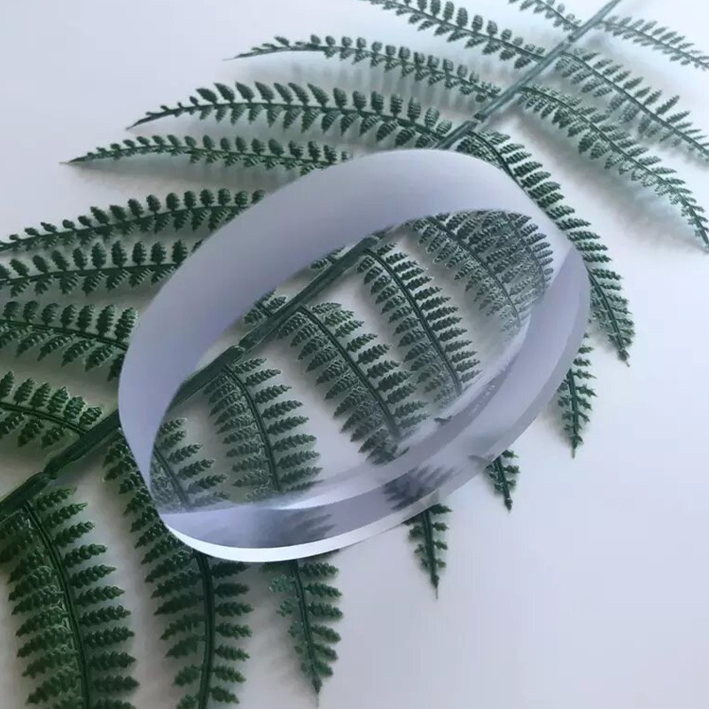 1.67 Lentila cu o singură vedere semifinisată