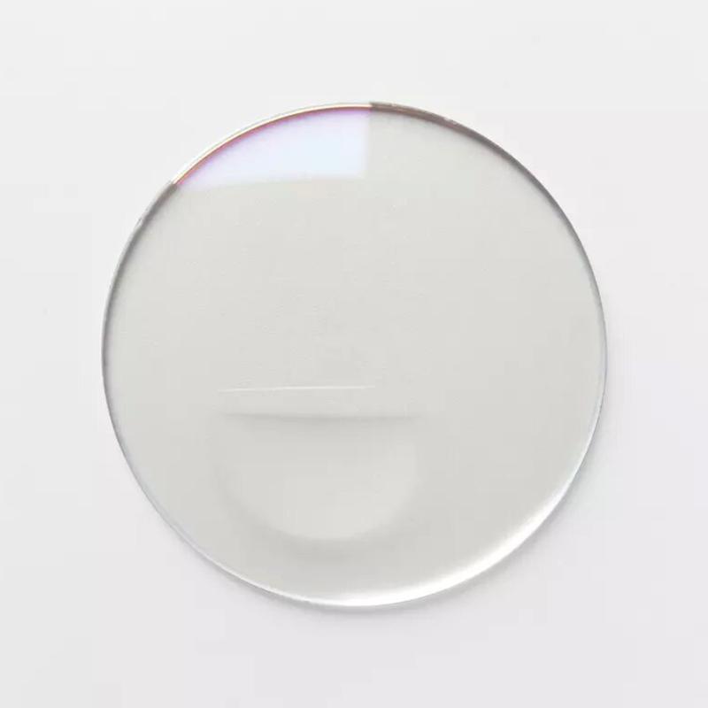 1.499 Lentila bifocală cu partea superioară plată semifinisată